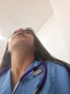 Онлайн чат XXX CAROLINE__07