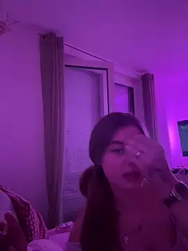 YoungLeo2006 即時 XXX 聊天