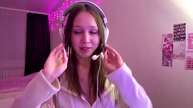 Nelly_Sweetgirl webcam show