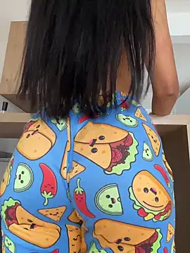 Chatroom XXX en direct de Estefania_A