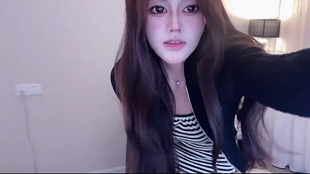 دردشة Cure-uuuuuuuu الجنسية المباشرة