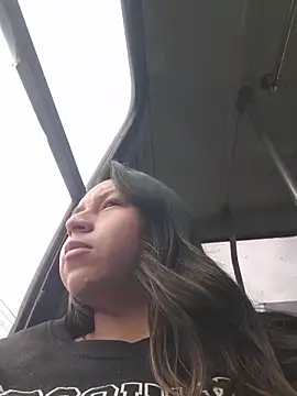 BellaRoux1: онлайн-секс-чат