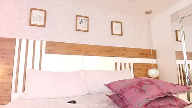 Онлайн чат XXX LucianaWainN