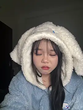 Emely-lysea: онлайн-секс-чат