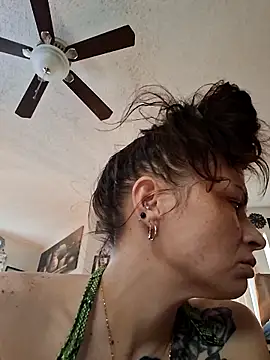 heaven9847: онлайн-секс-чат