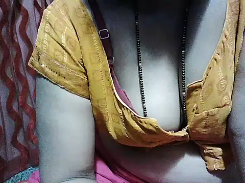 แชท XXX สดของ RukminiNew