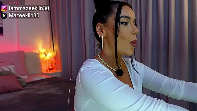 Онлайн чат XXX Iammazeekiin30