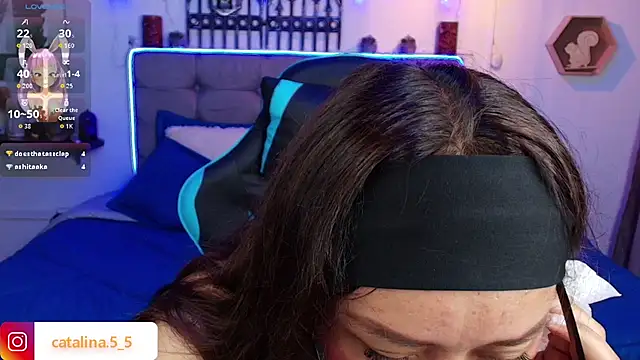 Kata_Bigboobs Pertunjukan Webcam