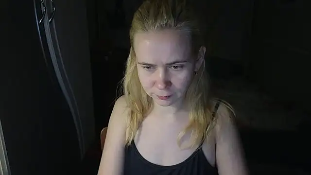 Riley_Roo Chat XXX in diretta