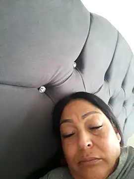 Gina_Myers Chat XXX in diretta