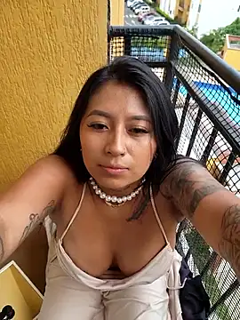 luisa16xxx Chat XXX in diretta