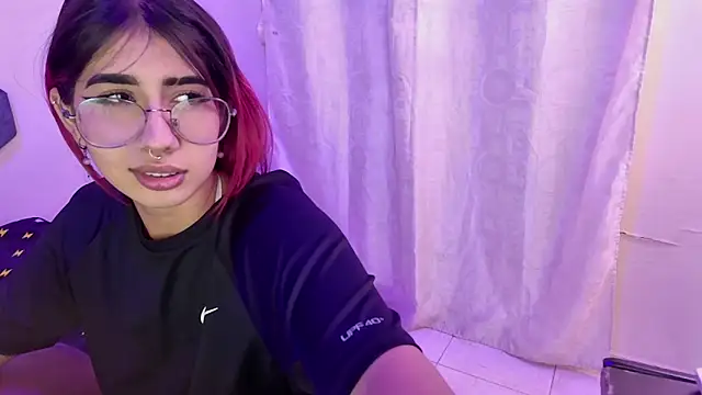 Онлайн чат XXX Horny_tgn