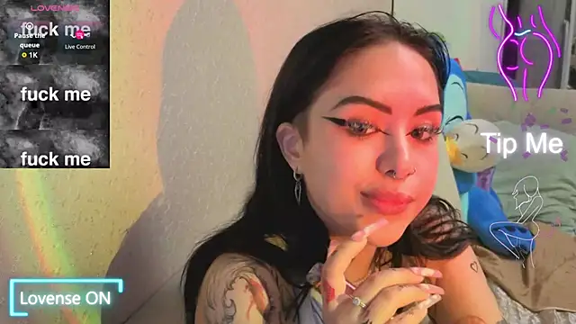 Chatroom XXX en direct de baby__kim