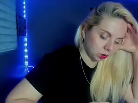 HappyIva Chat XXX in diretta