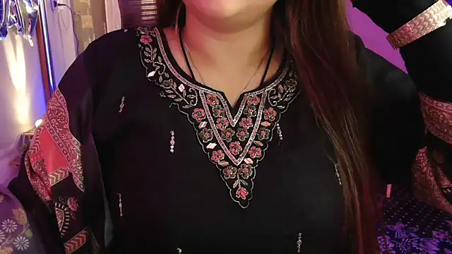 Mitikaa offline XXX-chatje