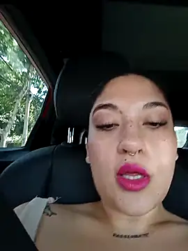 Онлайн чат XXX emmvallen