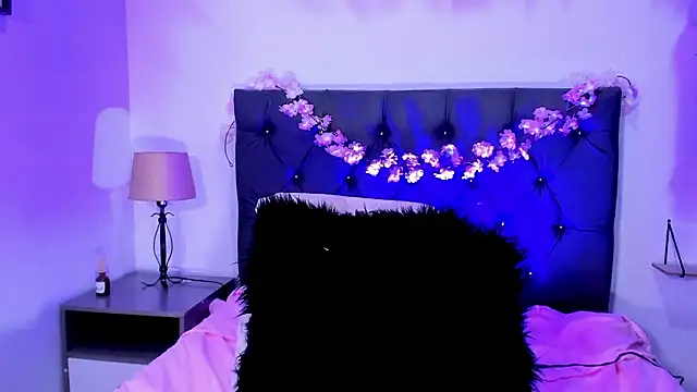 Онлайн чат XXX SagiraBelle