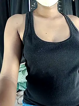 Curvyygodess élő XXX-chatje