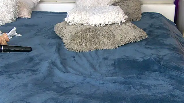 Cougar_Milff live XXX chat