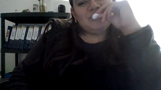 Maya_Manes Chat XXX in diretta