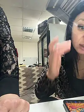 _Mila_Love élő XXX-chatje