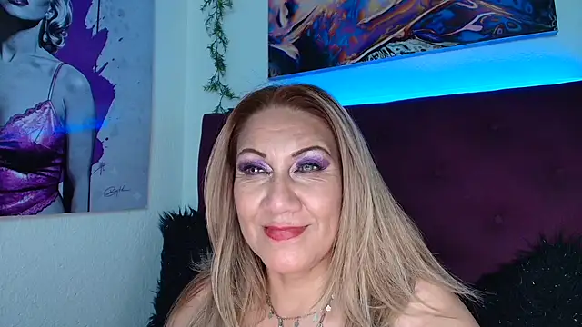 yayita_mature Chat XXX live