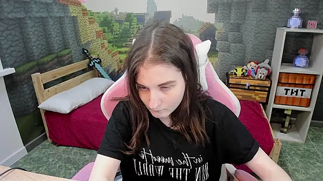 KiraDuvall 现场XXX聊天