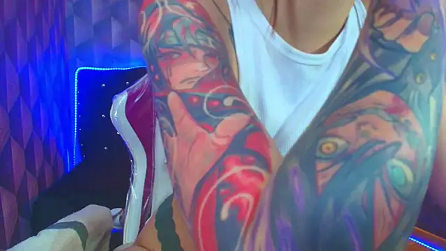 Chat XXX en directo de LiaHarryis