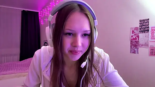 Nelly_Sweetgirl webcam show