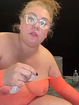 MissSaraNoir Live XXX Chat