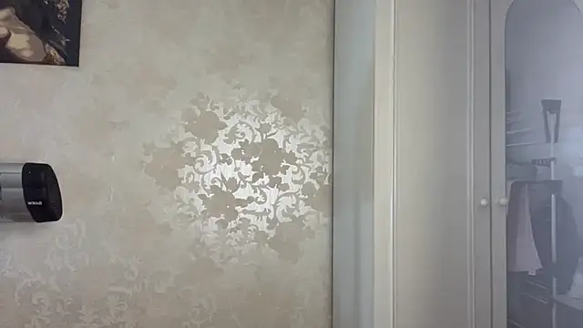 AntonettaRiel's Live XXX Chat