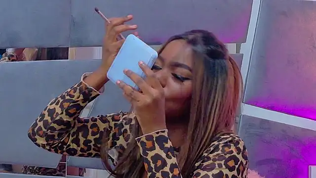 LorraiineJohnson Live XXX-Chat