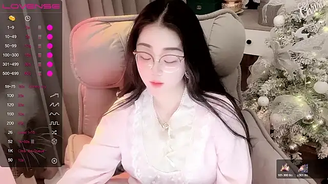 Monica-666888- 现场XXX聊天