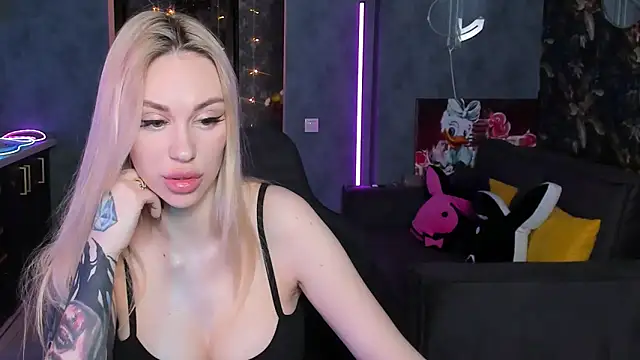 Blckmirrorr: απευθείας συνομιλία ΧΧΧ