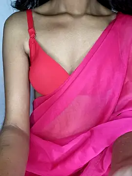 XXX chat uživo modela Diyab