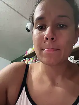 lannabellx: διαδικτυακό σόου στην κάμερα