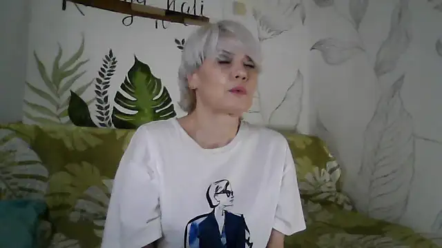 Catty_Lady: онлайн-секс-чат