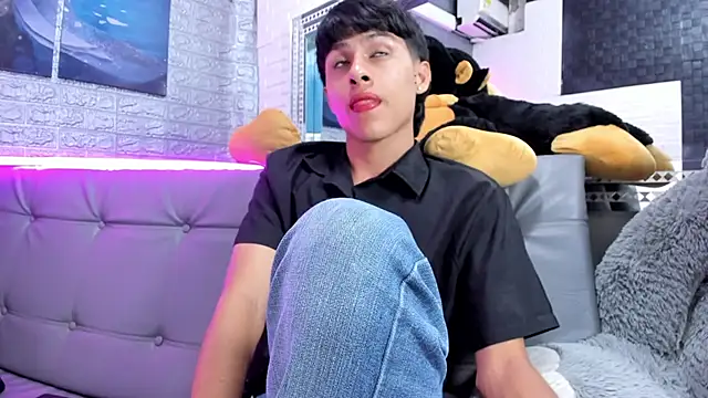 عرض كام Evans_Robinson