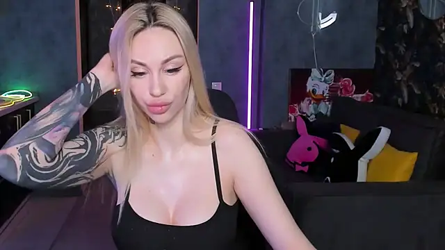 Chatroom XXX en direct de Blckmirrorr