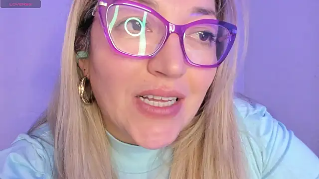 Naty_Mature_ – Naživo XXX chat