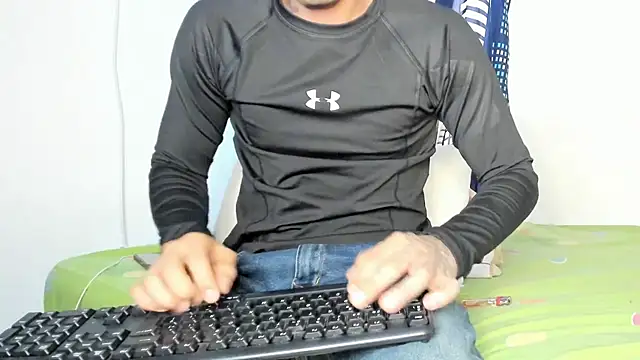 Онлайн чат XXX _Logan_Colton_