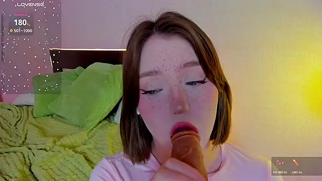 lexxxxxxi live XXX chat