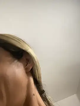 sabrinaneves: απευθείας συνομιλία ΧΧΧ