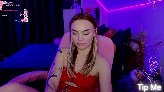 دردشة KitsyMoore الجنسية المباشرة