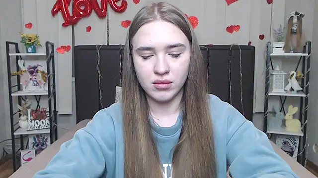 LauraHlot webkamerás műsora