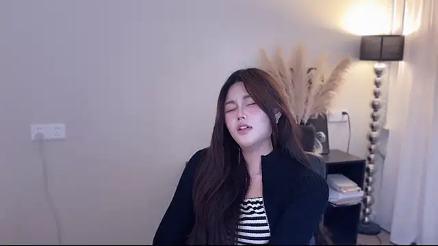 Chat XXX ao vivo de Cure-uuuuuuuu