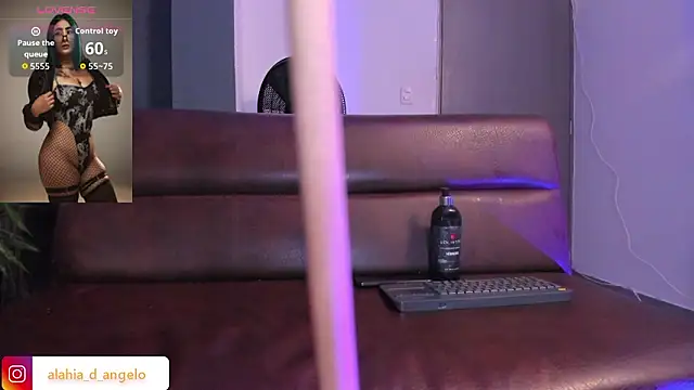 دردشة Alahia_Dangelo الجنسية المباشرة