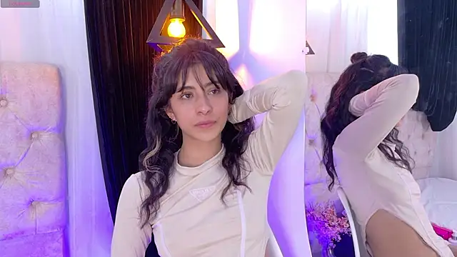 Alyssa_jones Chat XXX in diretta