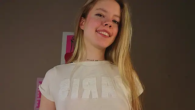 TiffinyMergist's Live XXX Chat