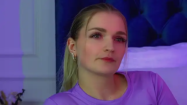 AnnyRaii: απευθείας συνομιλία ΧΧ Χ